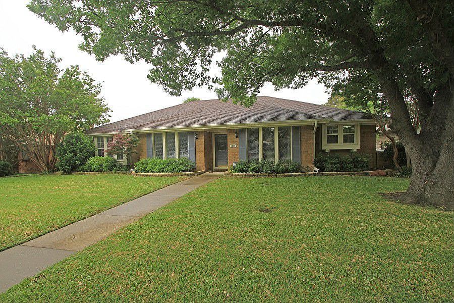 1st image of 1930 E Branch Hollow Dr