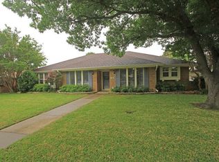1930 E Branch Hollow Dr, Carrollton, TX 75007