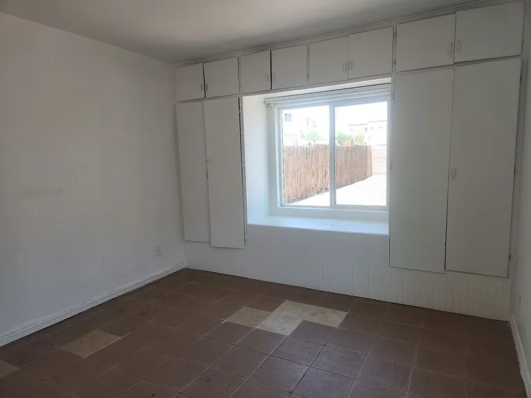 1514 E Roosevelt St — Photo 11