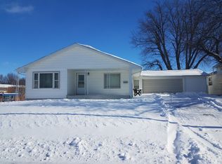 301 S 4th Ave, Villisca, IA 50864
