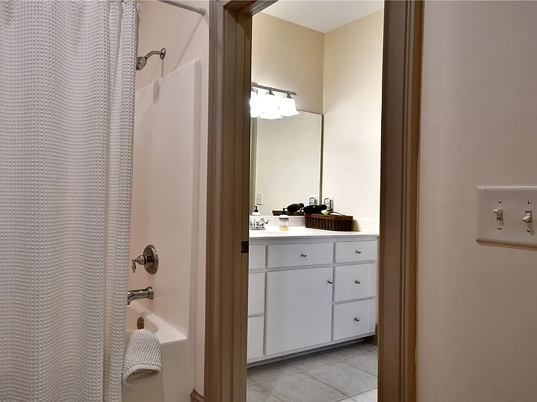 324 Village Walk Ln — Photo 14