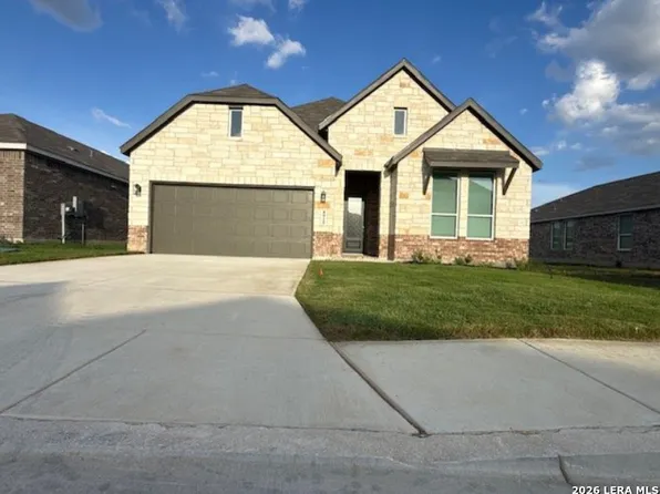 8925 San Carlos, Seguin, TX 78155