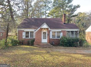 2169 Delowe Dr, East Pt, GA 30344