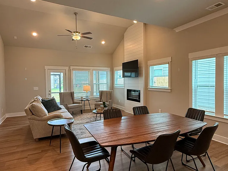 2093 Firelight Way — Photo 6