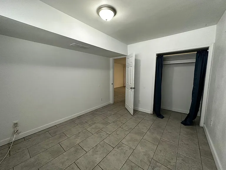 13913 N Palm St #14 — Photo 6