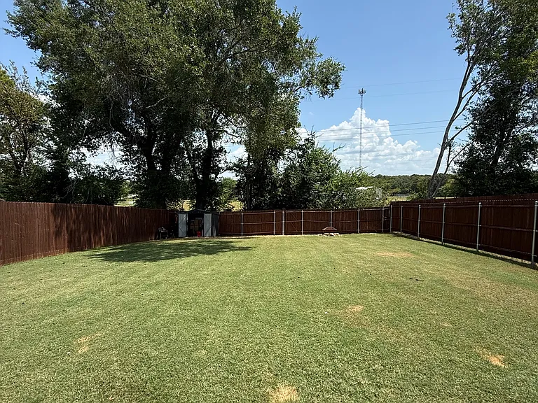 181 Hunters Way — Photo 22