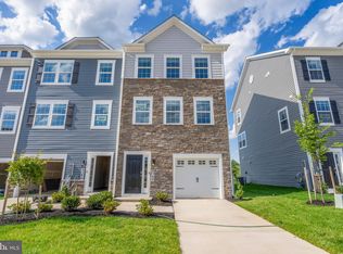 8388 Dieter Dr, Rosedale, MD 21237