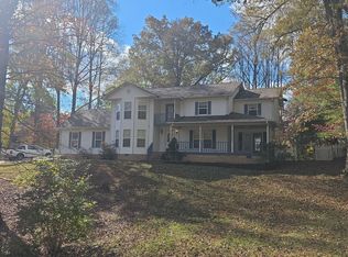 1729 Heathrow Dr, Cookeville, TN 38506