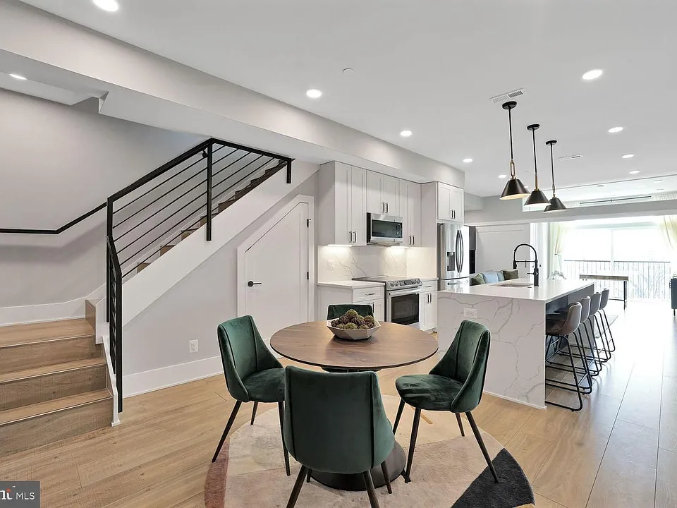 4012 Georgia Ave NW #402