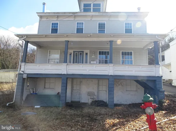 710 W Carroll St, Saint Clair, PA 17970