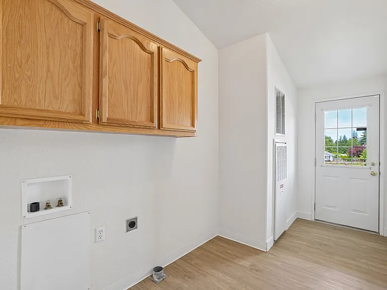 16430 SE Powell Blvd — Photo 5