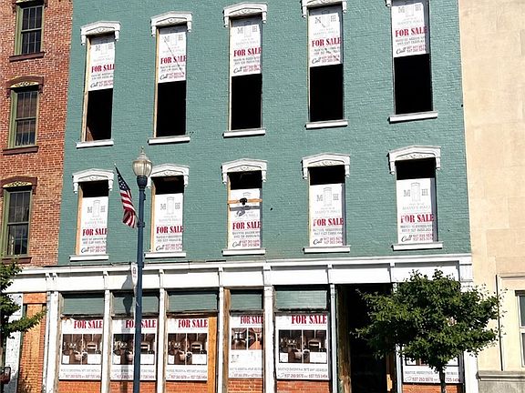 3rd image of 12 S Market St #302