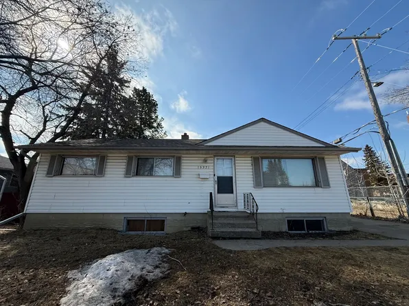 15321 87th Ave NW, Edmonton, AB T5R 4G2