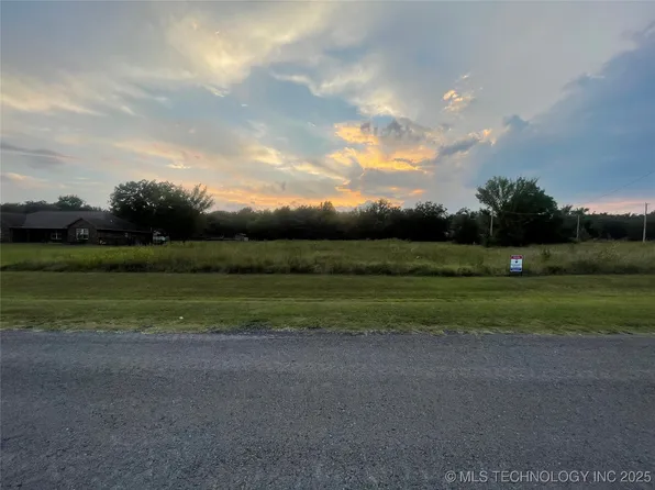 S 32nd St, Muskogee, OK 74401