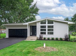 5N800 Meredith Rd, Maple Park, IL 60151