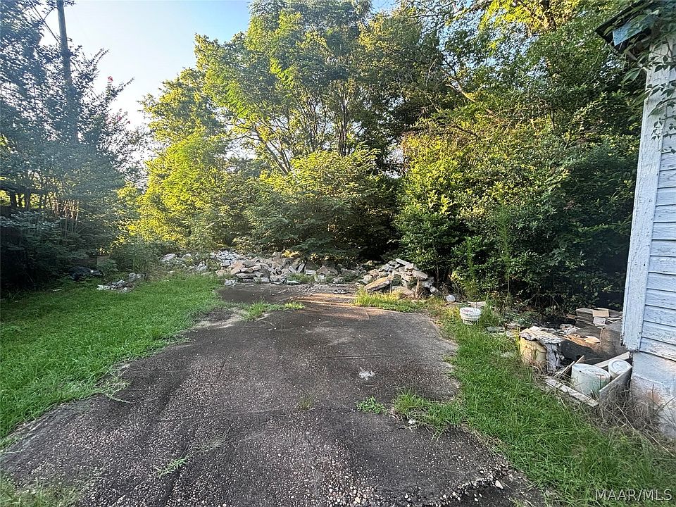 1st image of 216 Smilax Ave