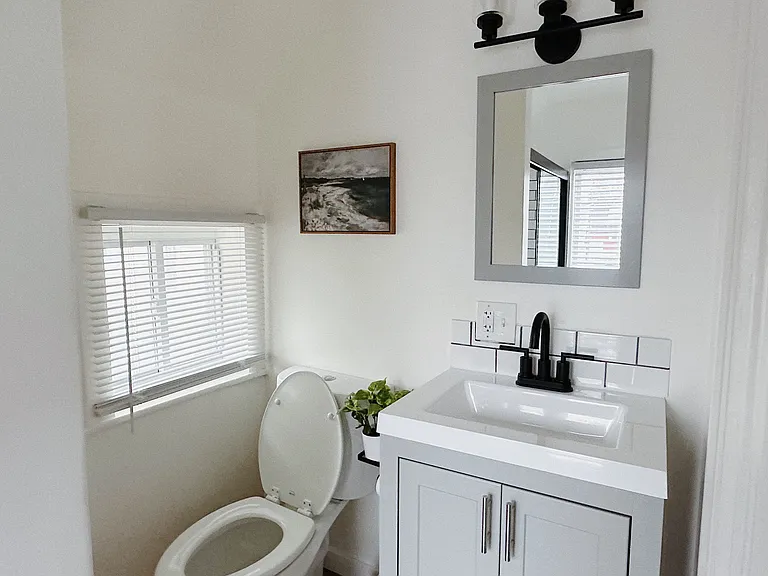 1301 Broadway Ave NW #2 — Photo 6