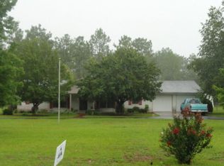 180 Forest Dr, Jesup, GA 31545