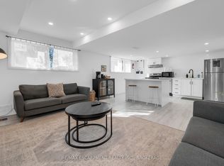 22 Macoomb Dr, Welland, ON L3C 5T9