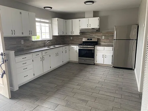3166 Mission Dr Photo 1