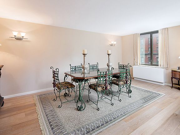 4th image of 101 W 87th St APT 305