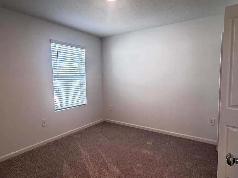 4957 SW 83rd Pl — Photo 7