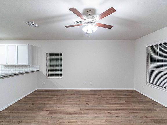 3rd image of 209 Villars Dr