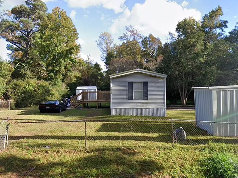 7008 Chewning St — Photo 1