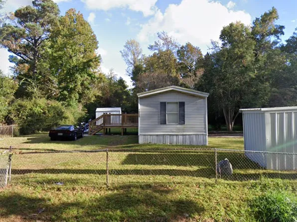 7008 Chewning St, Wilmington, NC 28411