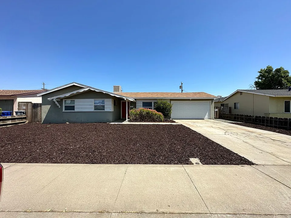 950 Ash Ave