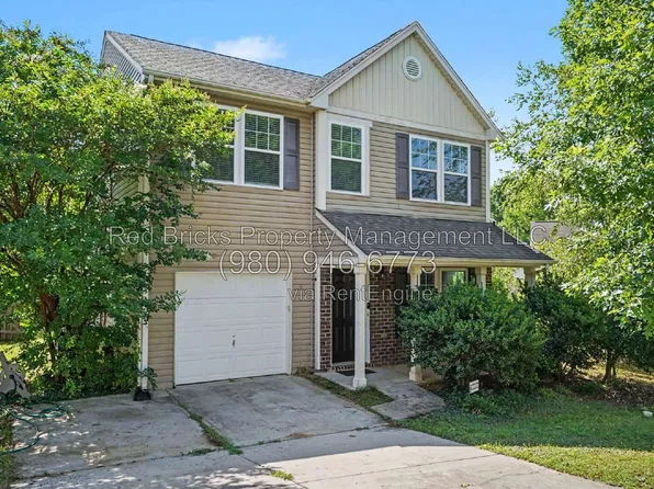 11325 Deer Chase Ln, Charlotte, NC 28262