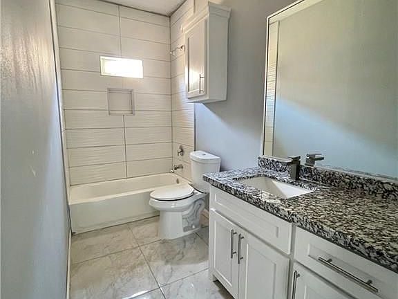 5th image of 1019 N Blair Ave #1