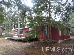 N4178 Powell Lake Rd, Wetmore, MI 49895