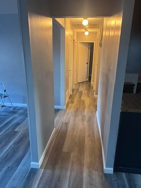 3 bed, 864 sqft, $1,300 — Photo 4