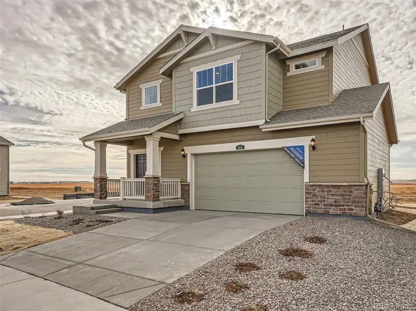 669 Heartland Drive, Bennett, CO 80102