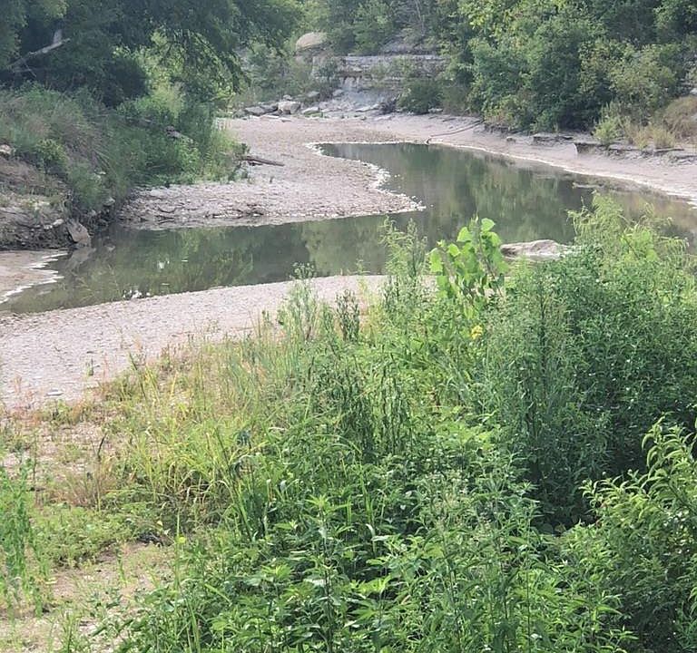 1st image of 205 River Rd