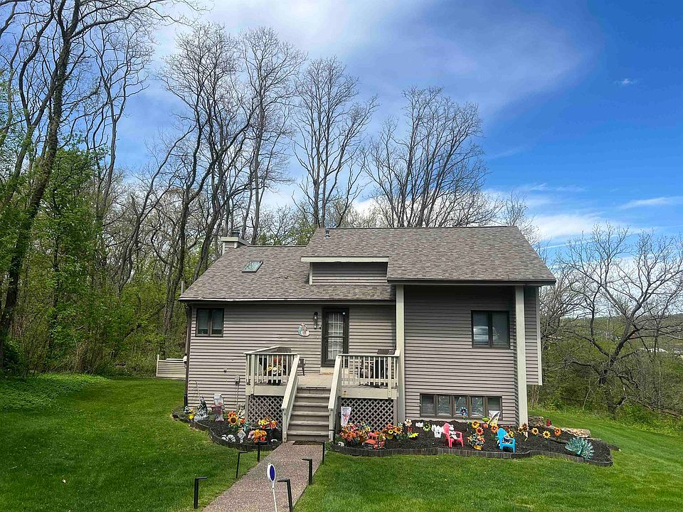 1st image of 39 Valleywood Ln