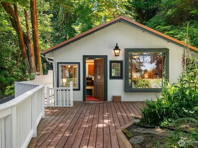 10915 103rd Avenue SW, Vashon, WA, 98070