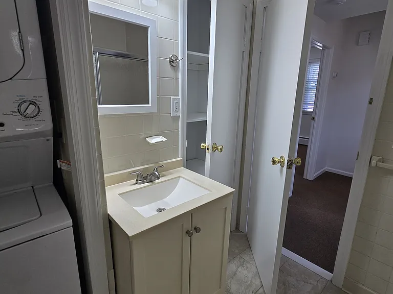 1511 Park Ave #2 — Photo 10