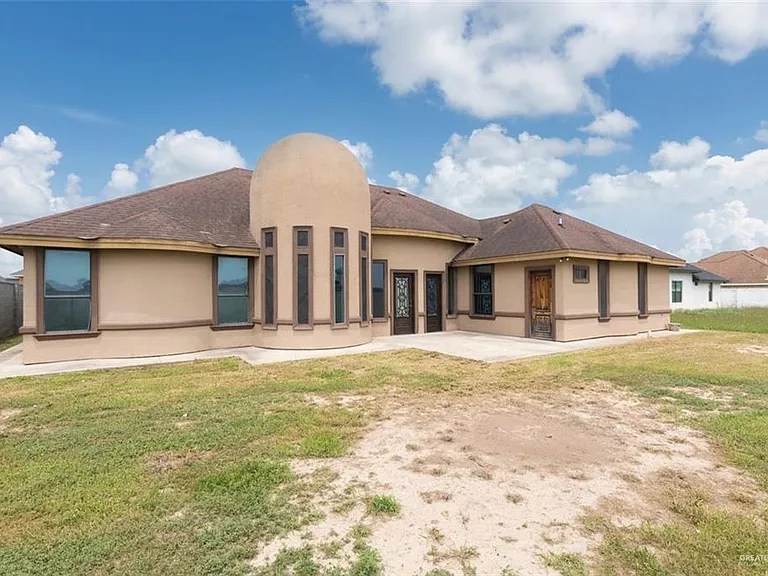 208 Thornwood Loop — Photo 16