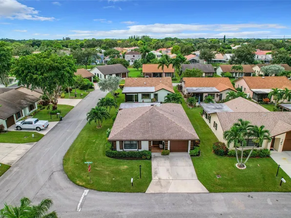 6302 White Sabal Palm Lane, Greenacres, FL 33463