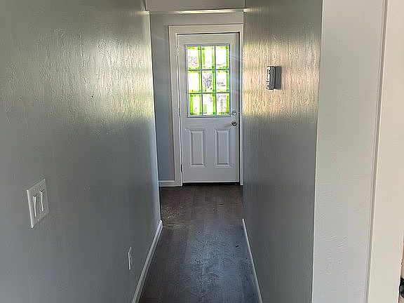 4th image of 425 N 7th St