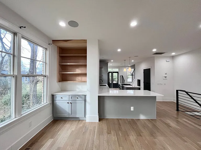 614 West Blvd — Photo 7