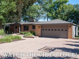 7314 Park Lake Dr, Dexter, MI 48130