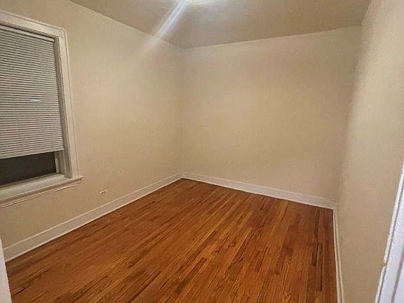 4th image of 4844 W Wrightwood Ave #Af848-e3