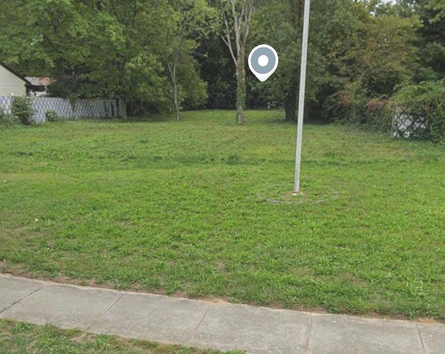 1st image of 100 N Garden Blvd