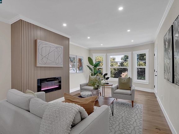 5th image of 121 S Parkview Ave