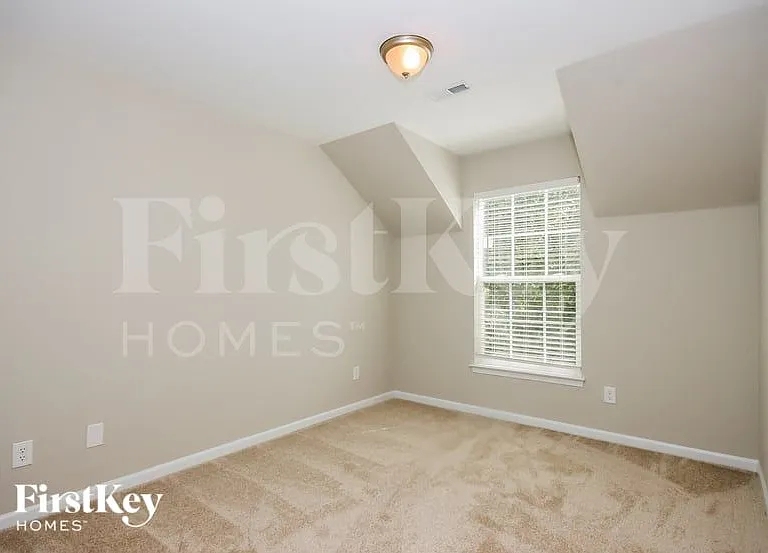 105 Meandering Way Ln — Photo 14