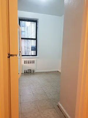 Rented by Lang Realty LLC | media 6