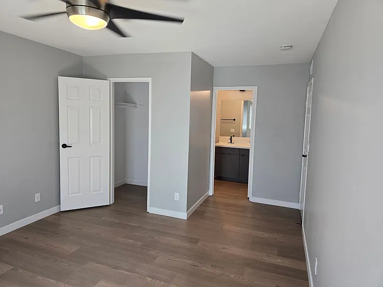 Corona Pointe Resort — Photo 216